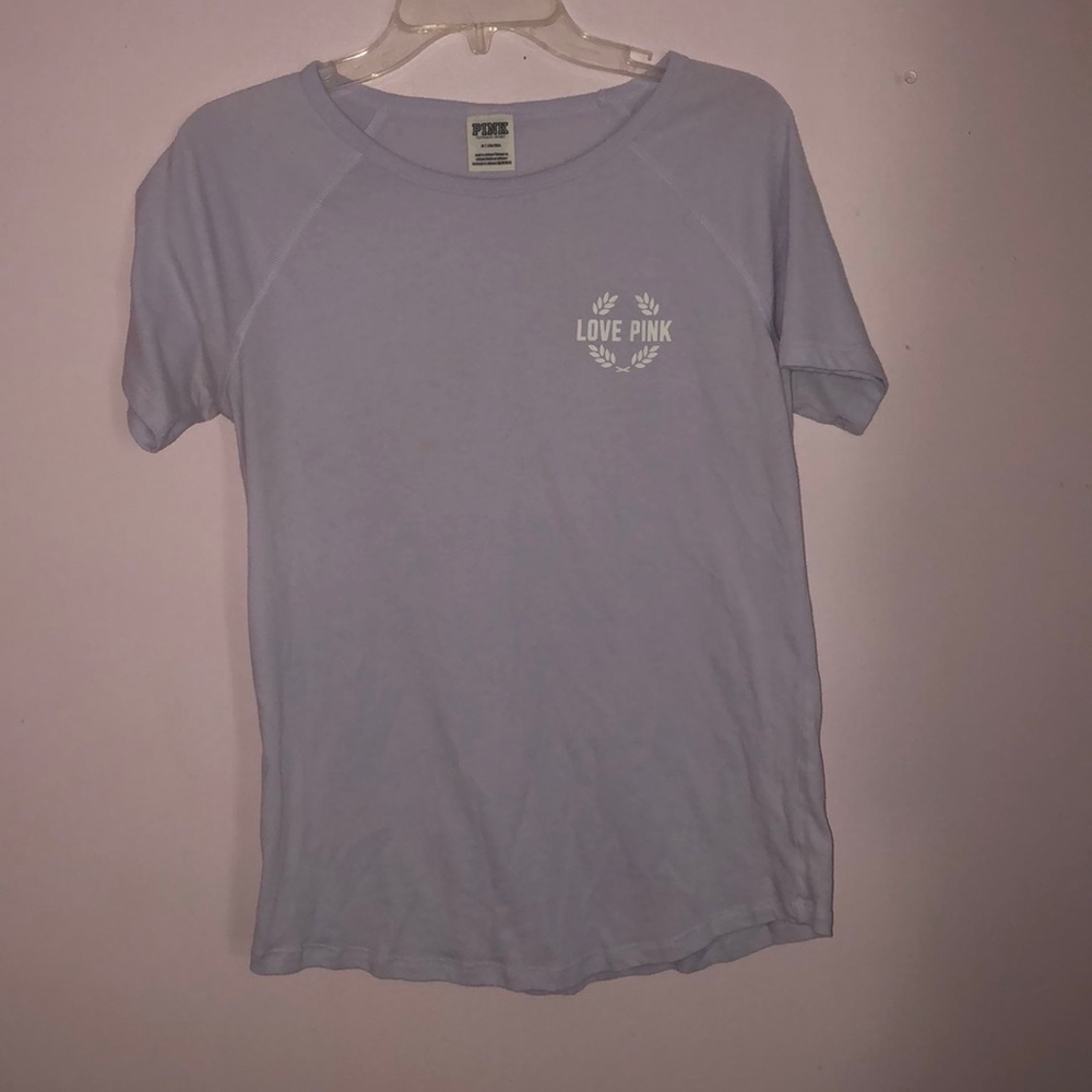 VS Pink tee